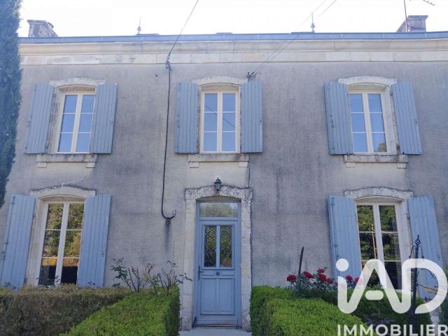 Vente maison 5 pièces Saint Georges de Noisné 79