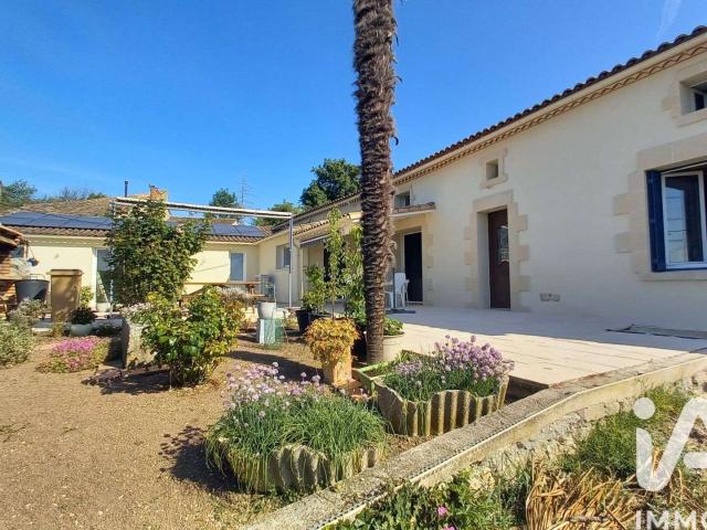 Vente maison 5 pièces Saint Georges des Agoûts 17