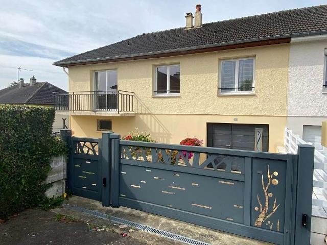 Vente maison 5 pièces Saint Georges des Groseillers 61