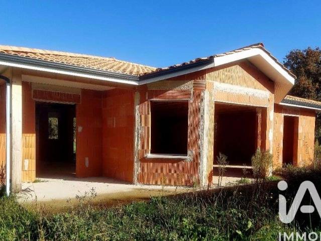 Vente maison 5 pièces Saint Germain d'Esteuil 33