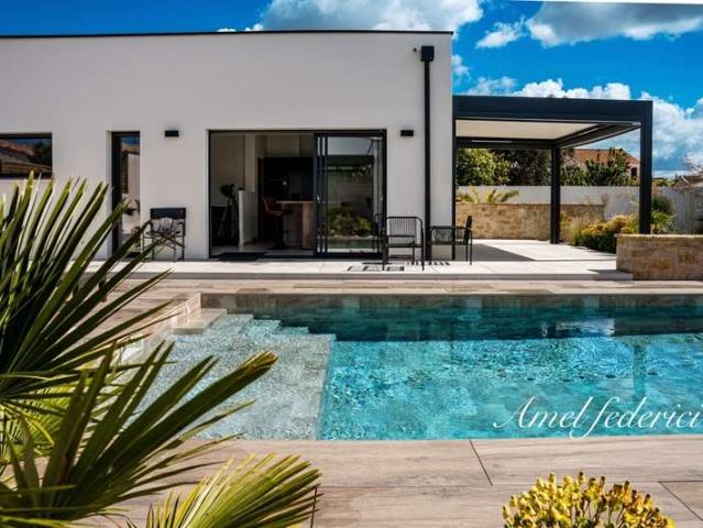 Vente maison 5 pièces Saint Gilles Croix De Vie Sud 85