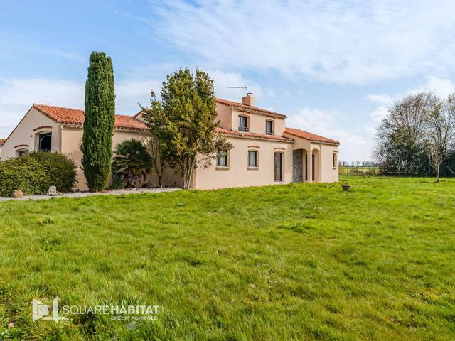 Vente maison 5 pièces Saint Denis la Chevasse 85