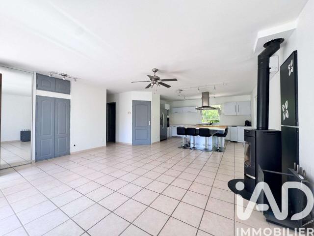 Vente maison 5 pièces Saint Didier de la Tour 38