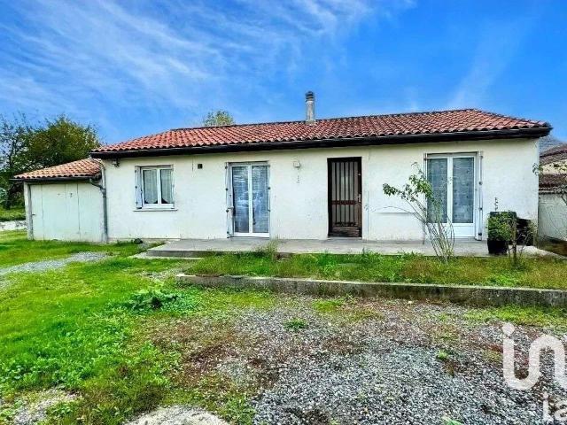 Vente maison 5 pièces Saint Fort sur le Né 16