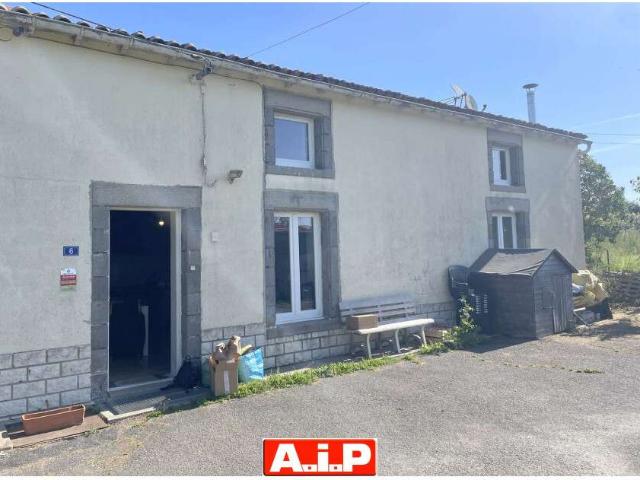 Vente maison 5 pièces Saint Hilaire de Voust 85