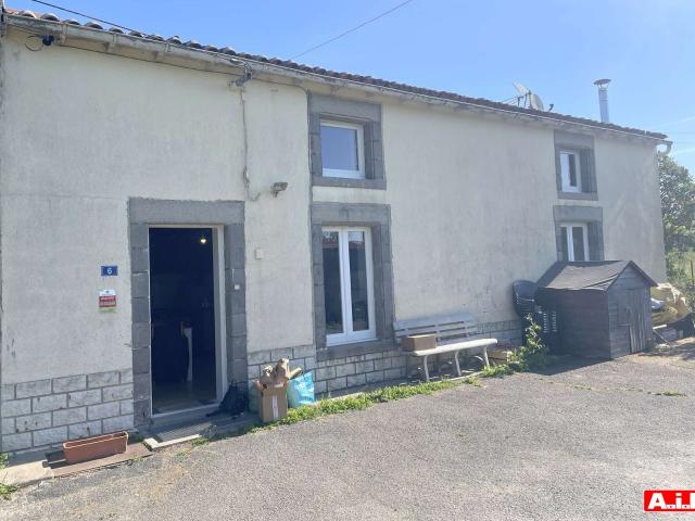 Vente maison 5 pièces Saint Hilaire de Voust 85