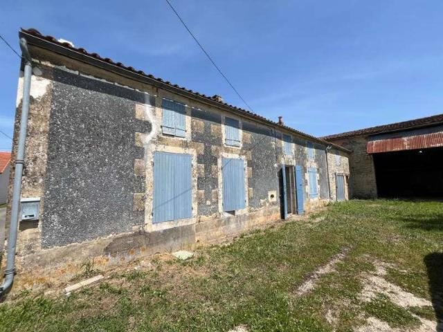 Vente maison 5 pièces Saint Hilaire la Palud 79