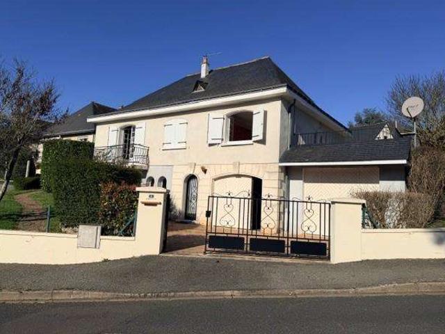 Vente maison 5 pièces Saint Hilaire Saint Florent 49