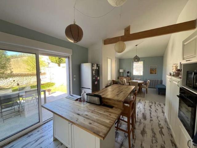 Vente maison 5 pièces Saint Jean d'Angély 17