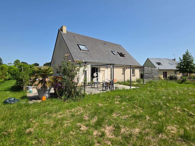 Vente maison 5 pièces Saint Julien de Vouvantes 44