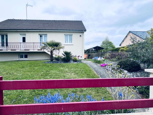 Vente maison 5 pièces Saint Ouën des Toits 53
