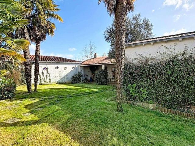 Vente maison 5 pièces Saint Léger les Vignes 44