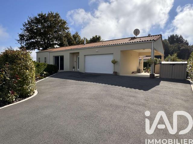 Vente maison 5 pièces Saint Maurice le Girard 85