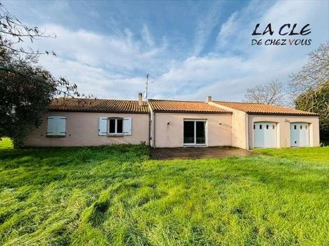 Vente maison 5 pièces Saint Martin de Fraigneau 85