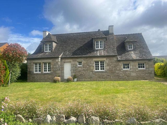 Vente maison 5 pièces Saint Martin des Champs 29