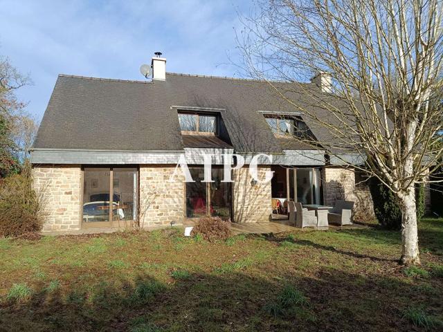 Vente maison 5 pièces Saint Nicolas du Pélem 22