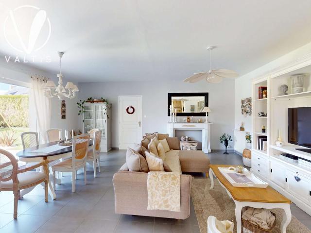 Vente maison 5 pièces Saint Pôtan 22