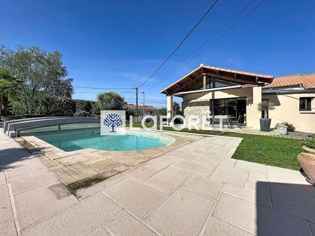 Vente maison 5 pièces Saint Pierre des Échaubrognes 79