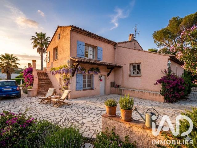 Vente maison 5 pièces Saint Raphaël 83