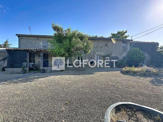 Vente maison 5 pièces Saint Varent 79