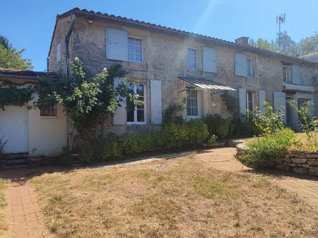 Vente maison 5 pièces Sainte Néomaye 79