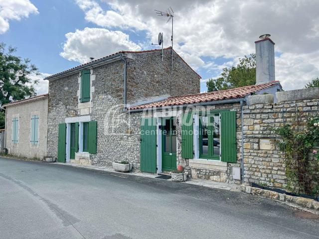Vente maison 5 pièces Sainte Hermine 85