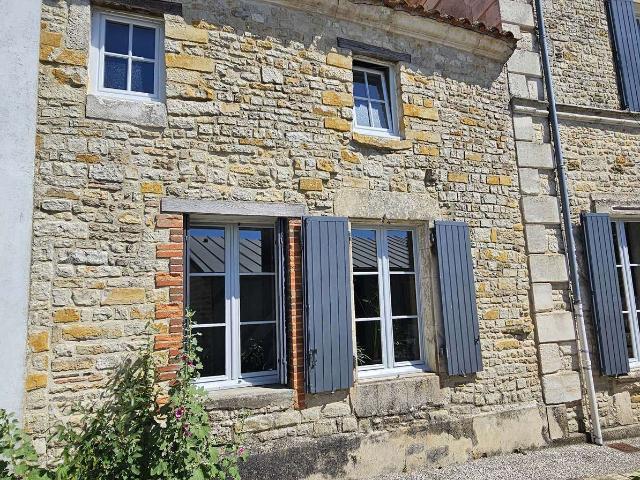 Vente maison 5 pièces Sainte Hermine 85