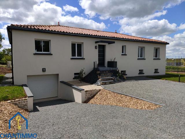 Vente maison 5 pièces Sainte Hermine 85