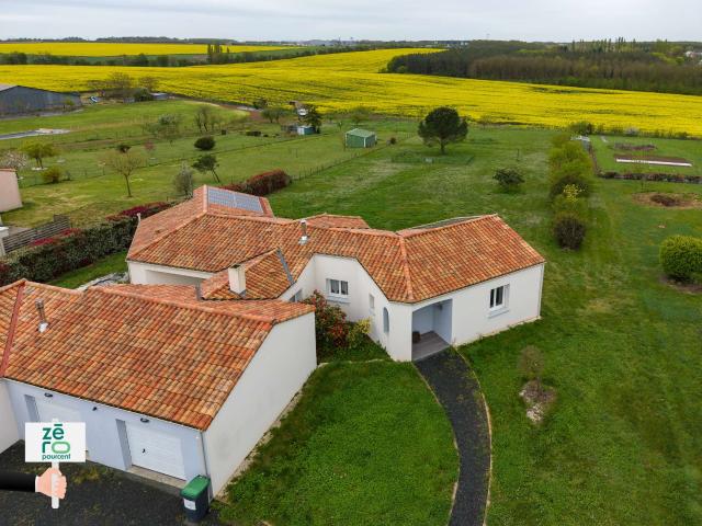 Vente maison 5 pièces Sainte Hermine 85