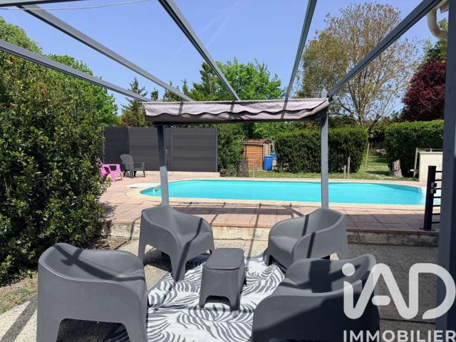 Vente maison 5 pièces Salles d'Angles 16