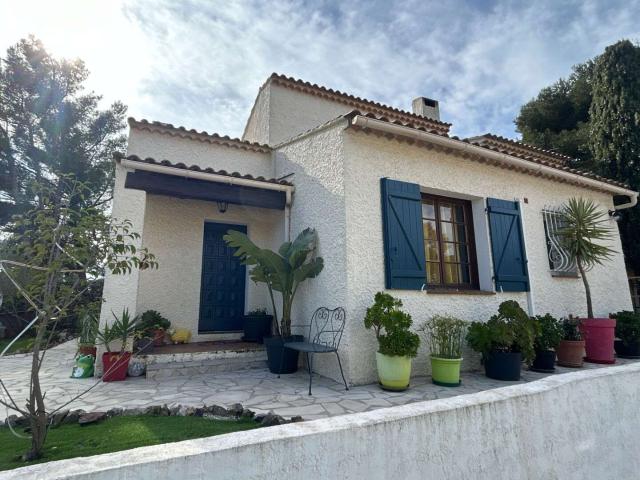 Vente maison 5 pièces Six Fours les Plages 83