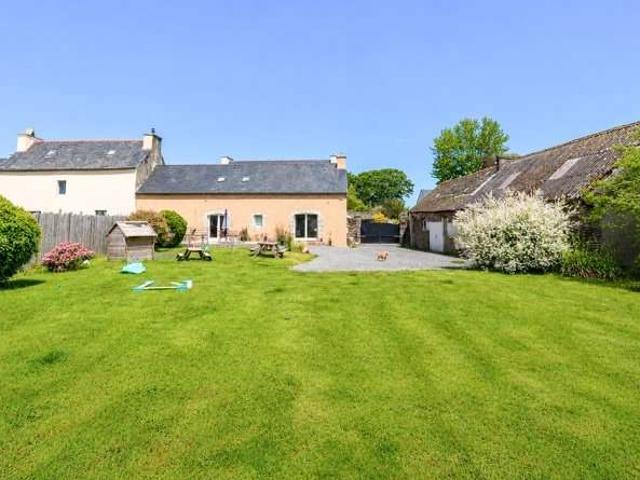 Vente maison 5 pièces Sizun 29