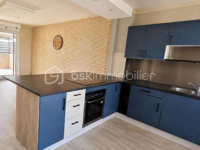 Vente maison 5 pièces Pont de Buis lès Quimerch 29