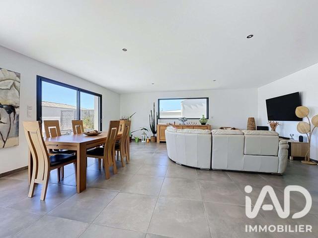 Vente maison 5 pièces Port des Barques 17