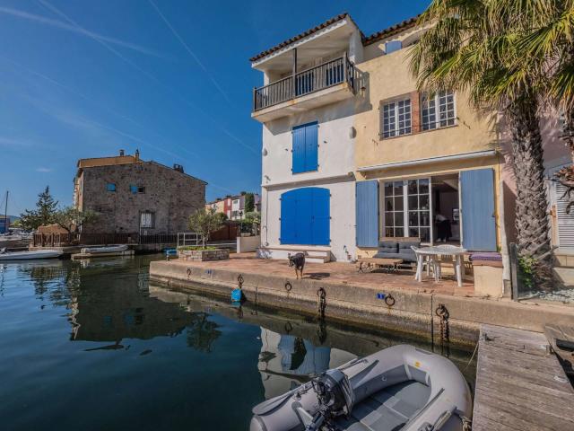 Vente maison 5 pièces Port grimaud 83