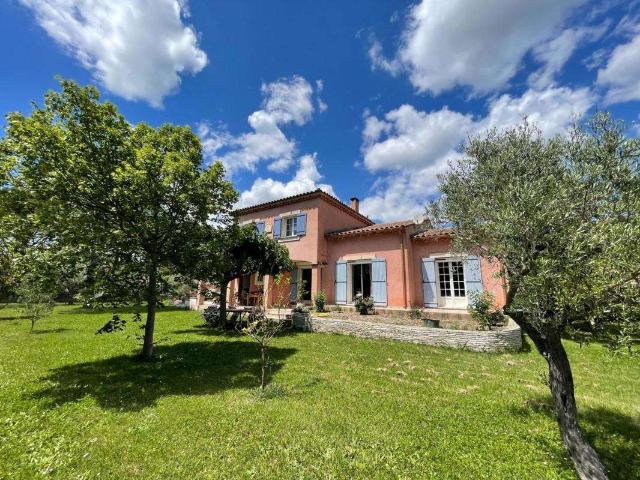 Vente maison 5 pièces Paradou 13