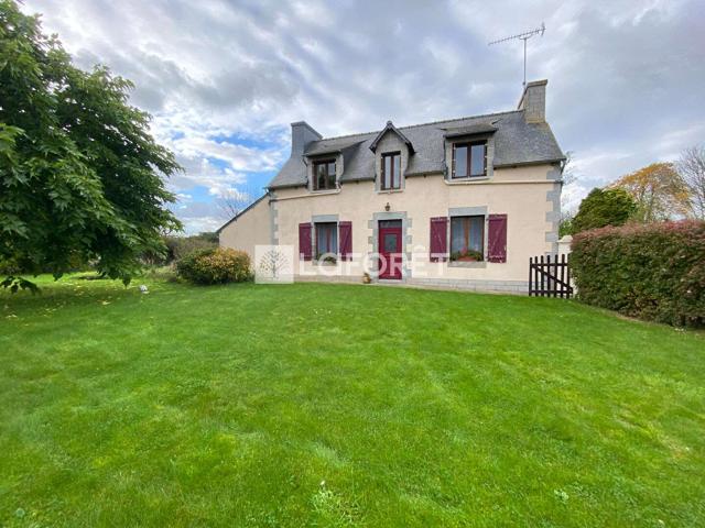 Vente maison 5 pièces Ploëzal 22