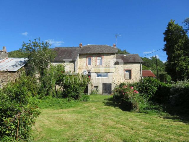 Vente maison 5 pièces Pre en Pail 53