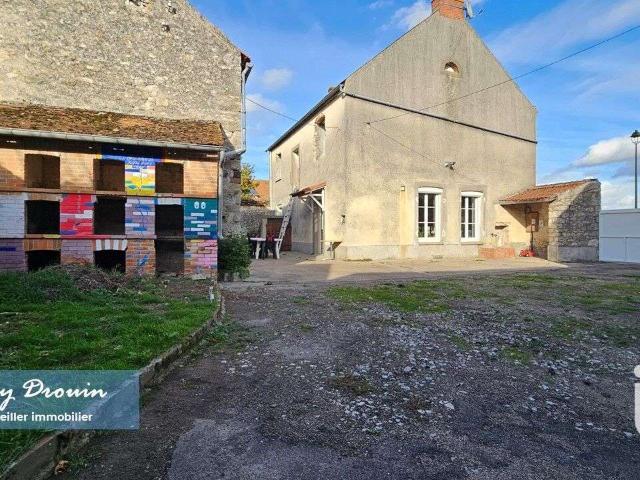 Vente maison 5 pièces Le Malesherbois 45