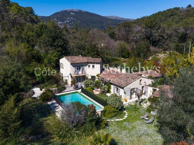 Vente maison 5 pièces Roquefort les Pins 06