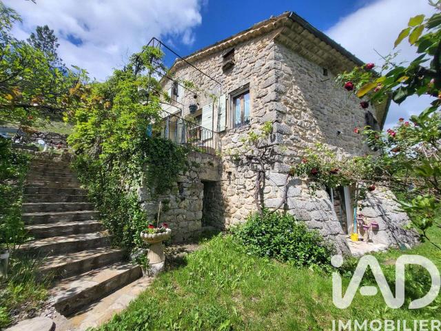 Vente maison 5 pièces Rémuzat 26