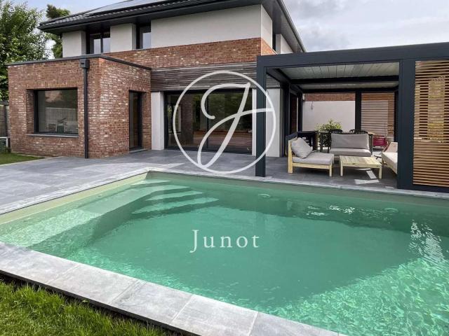 Vente maison 5 pièces Wambrechies 59