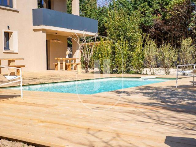 Vente maison 5 pièces Vaison la Romaine 84