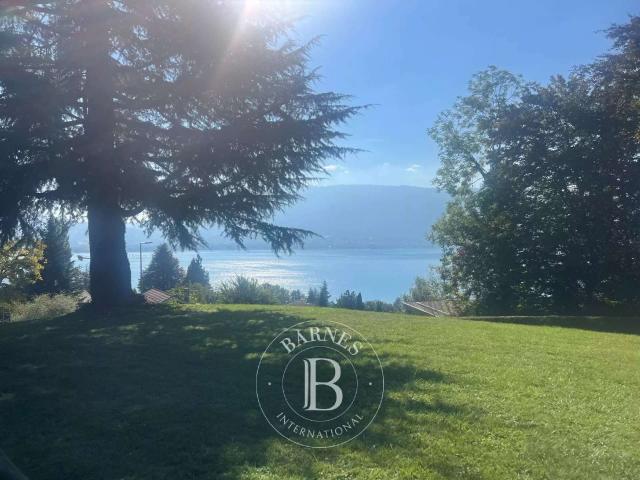 Vente maison 5 pièces Veyrier du Lac 74