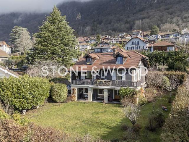 Vente maison 5 pièces Veyrier du Lac 74