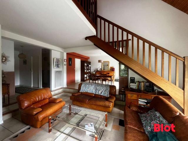 Vente maison 5 pièces Vern sur Seiche 35