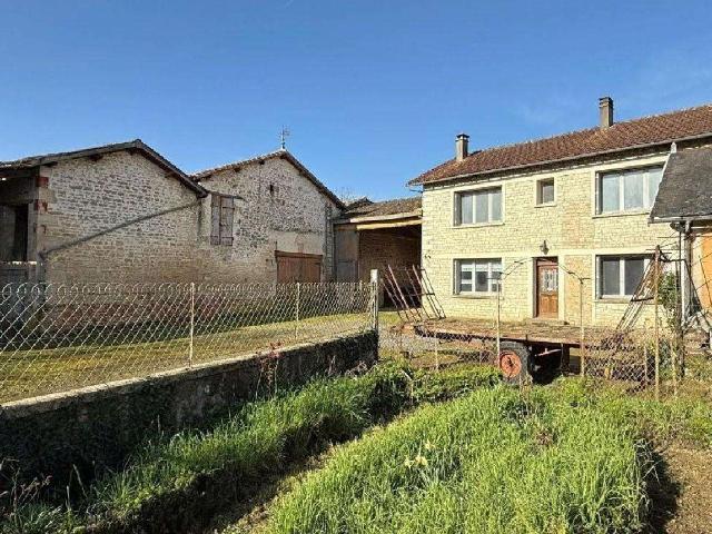 Vente maison 5 pièces Villefagnan 16