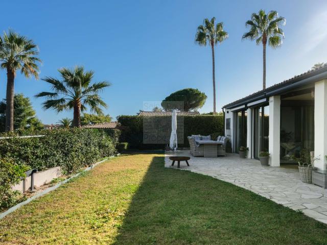 Vente maison 5 pièces Villeneuve Loubet 06