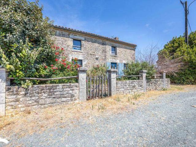 Vente maison 5 pièces Xanton Chassenon 85