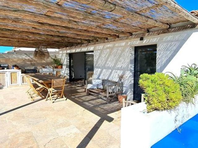 Vente | Maison | 5p | 3ch | 133.86 m² | Saintes Maries de la Mer | Terrasse · Piscine